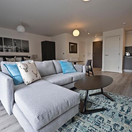 Seven Living Ashford - Modern And Spacious Apartments Exteriér fotografie