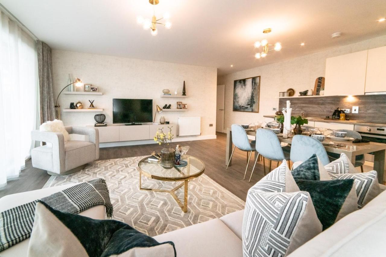 Seven Living Ashford - Modern And Spacious Apartments Exteriér fotografie