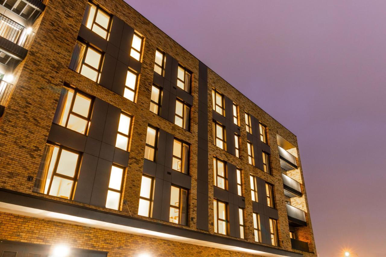 Seven Living Ashford - Modern And Spacious Apartments Exteriér fotografie