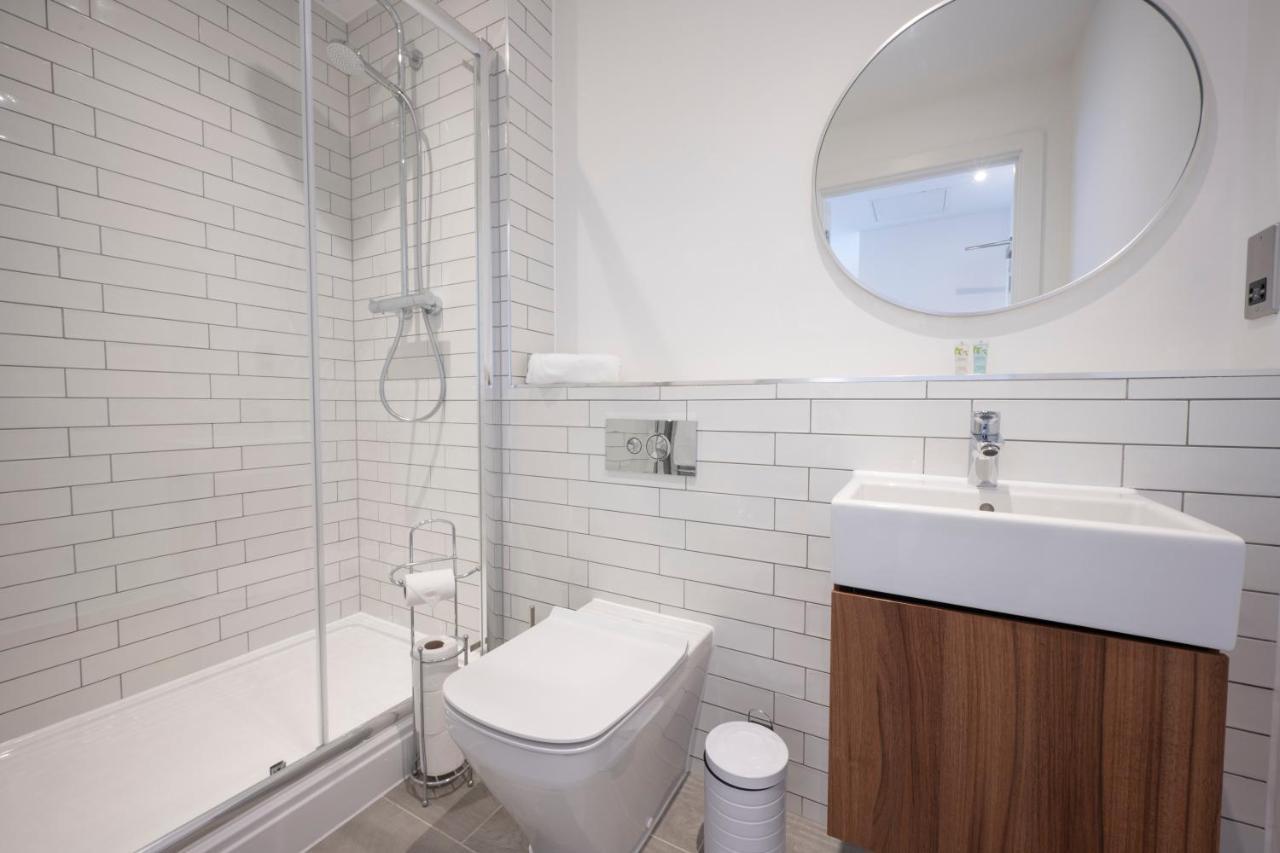 Seven Living Ashford - Modern And Spacious Apartments Exteriér fotografie
