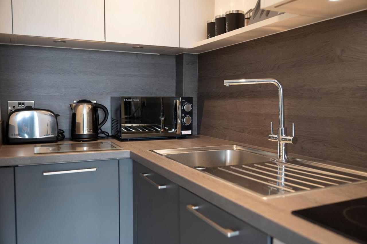 Seven Living Ashford - Modern And Spacious Apartments Exteriér fotografie