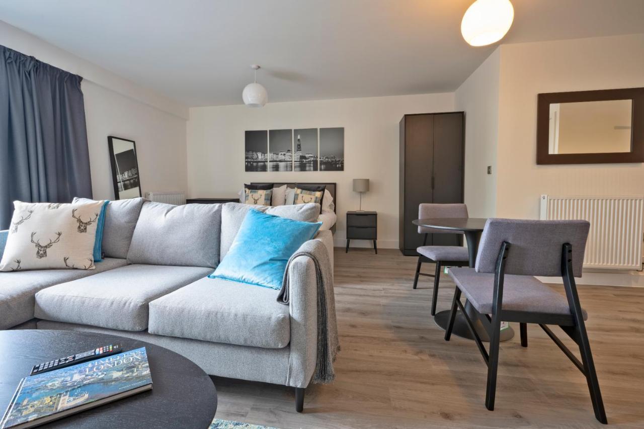 Seven Living Ashford - Modern And Spacious Apartments Exteriér fotografie